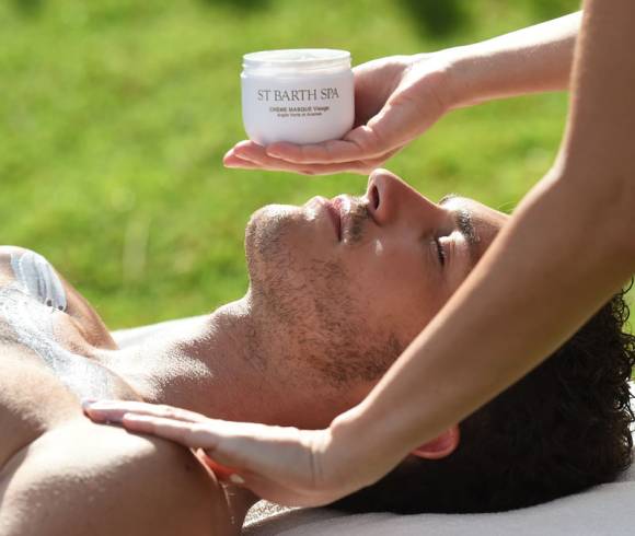 Comprehensive treatment with exotic care products, hand massage, cleansing, toning and peeling for him and her.